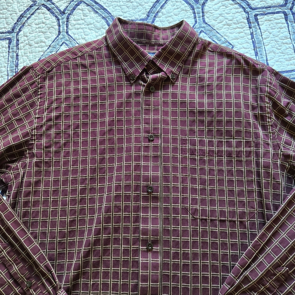 Consensus Windowpane Textured Button Down Shirt - Picture 5 of 12